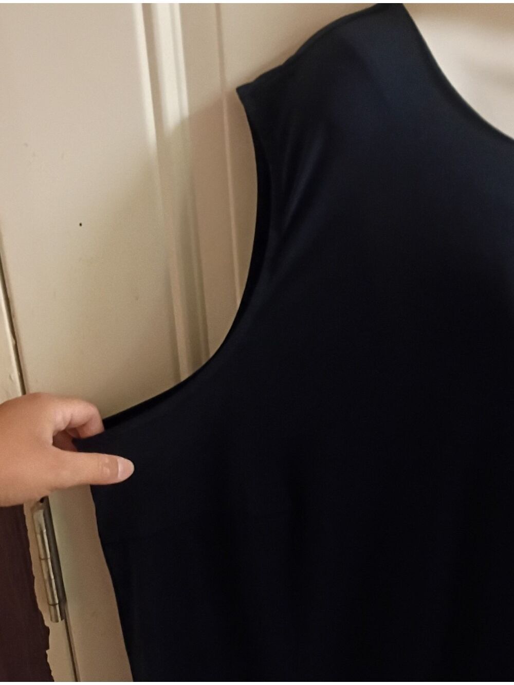 Catherines Sleeveless Keyhole Tank Top, Navy Size 4x - Picture 3 of 6